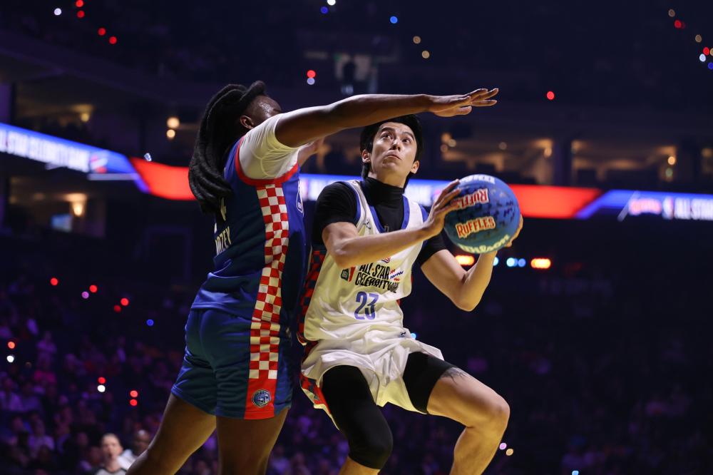 新赛季首轮 新赛季首轮