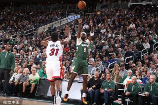 在关键时刻 在关键时刻