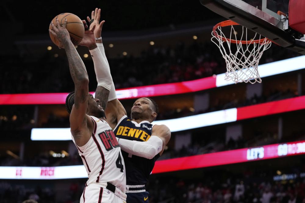 在田径和游 在田径和游